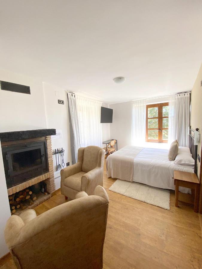 Hotel Rural Candela Y Plata Puerto de Béjar エクステリア 写真