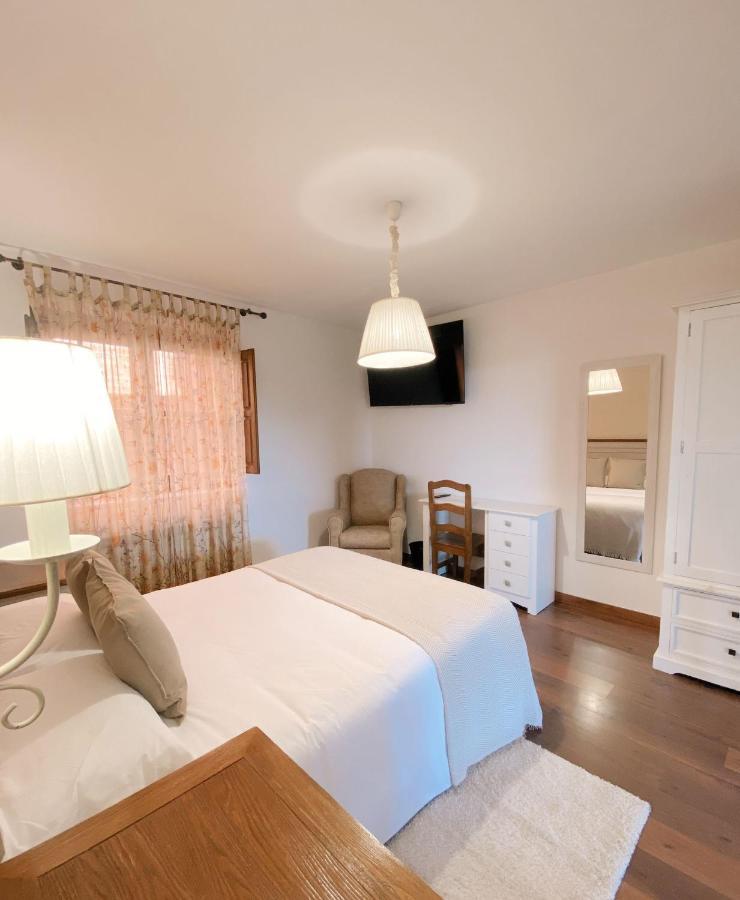 Hotel Rural Candela Y Plata Puerto de Béjar エクステリア 写真